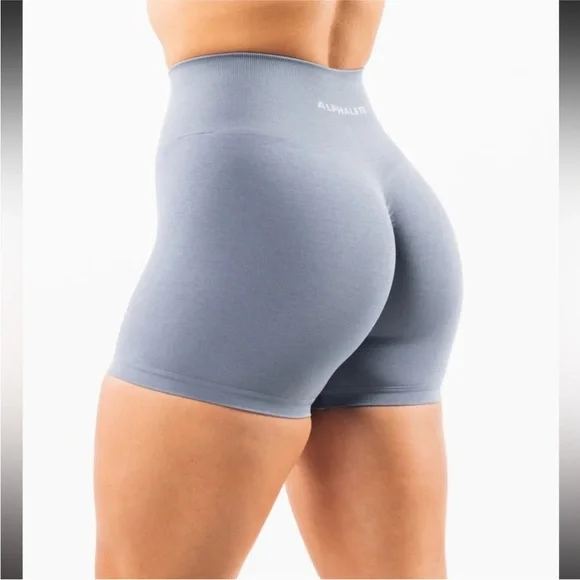 Alphalete Amplify Shorts - Picture 1 of 4
